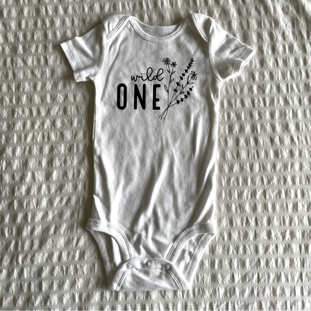 ‼️SOLD‼️ Handmade Wild One birthday onesie 6-12m